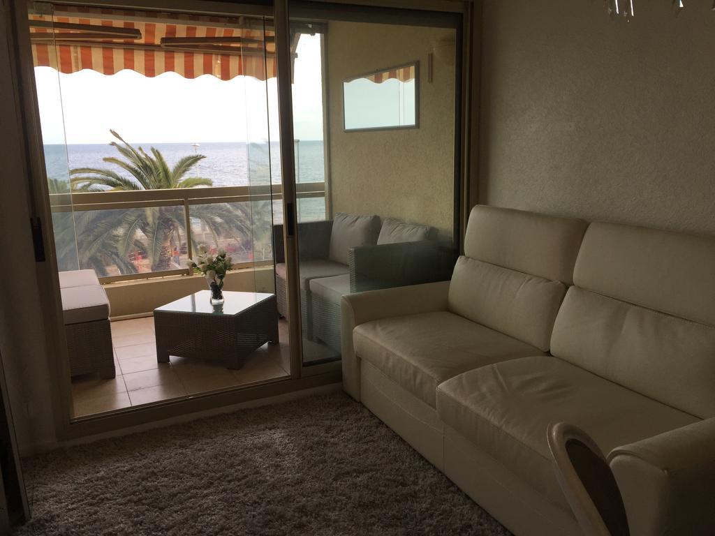 Dionysos Vue Mer 칸느 객실 사진