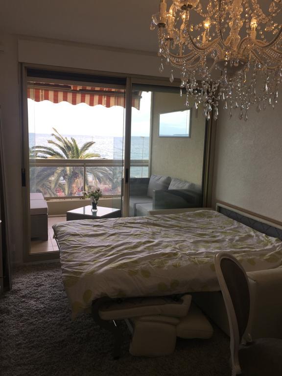 Dionysos Vue Mer 칸느 객실 사진
